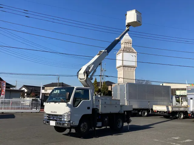 いすゞ エルフ TKG-NKR85AN(2WD)の写真1