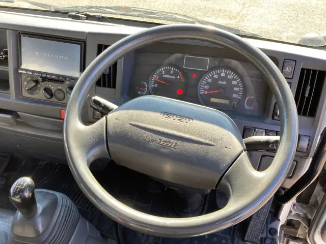 いすゞ エルフ TKG-NKR85AN(2WD)の写真22