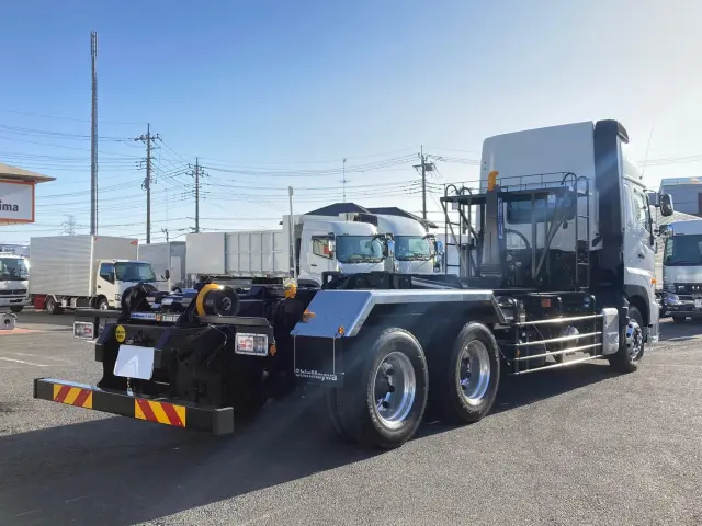 日野 プロフィア 2DG-FS1AJE(6x4)の写真3