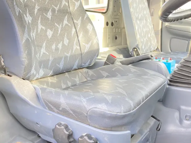 日野 レンジャー BDG-FC6JCWA(2WD)の写真18