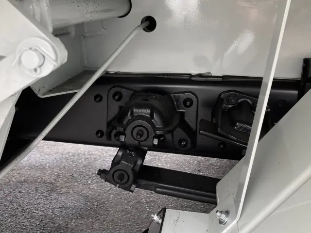 三菱 ファイター 2KG-FK72F(2WD)の写真12