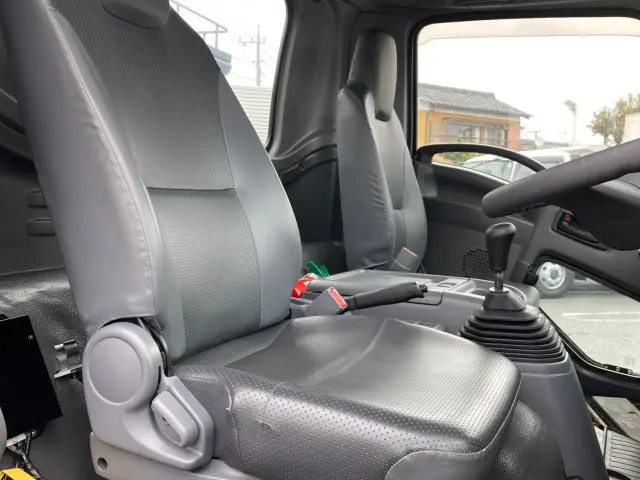 ＵＤ コンドル 2RG-BRR90S2(2WD)の写真15