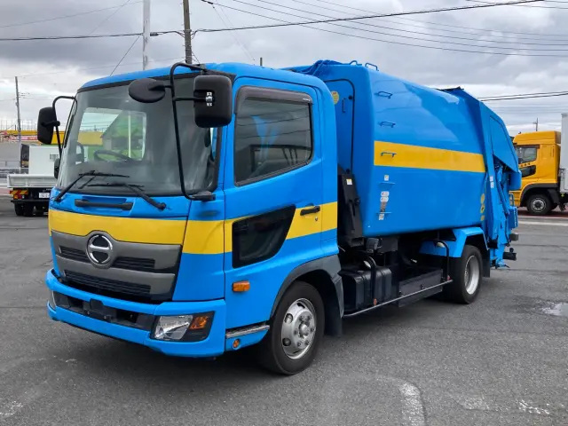 日野 レンジャー 2KG-FC2ABA(2WD)の写真1