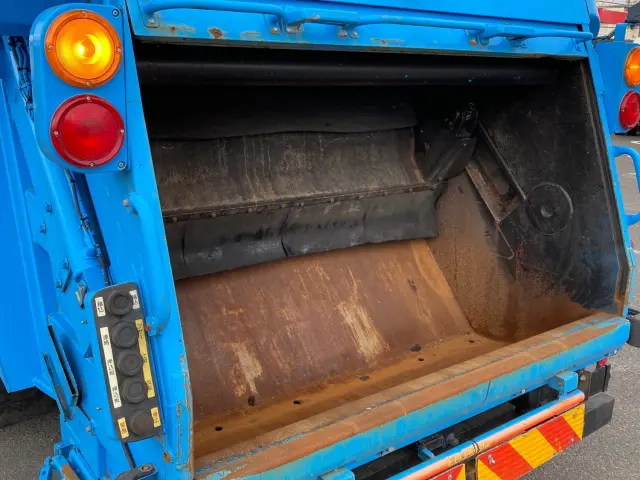 日野 レンジャー 2KG-FC2ABA(2WD)の写真10