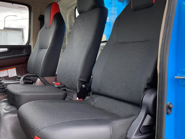 日野 レンジャー 2KG-FC2ABA(2WD)の写真18