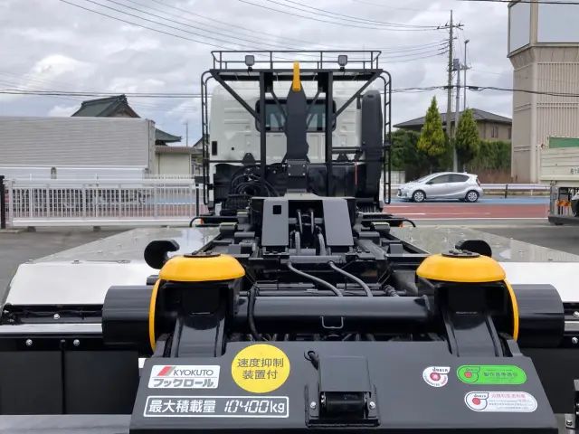 日野 プロフィア 2DG-FS1AJE(6x4)の写真8