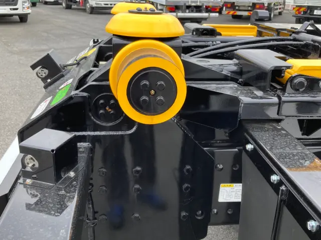 日野 プロフィア 2DG-FS1AJE(6x4)の写真11