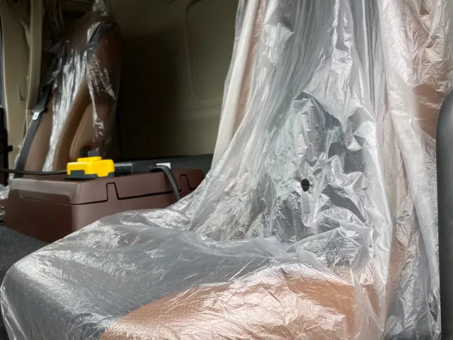 日野 プロフィア 2DG-FS1AJE(6x4)の写真16