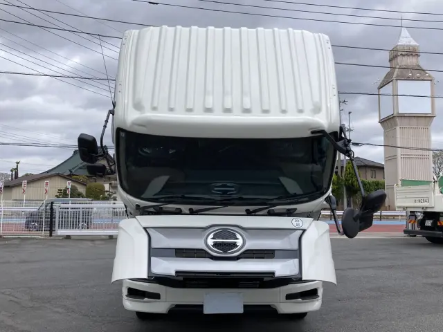 日野 プロフィア 2DG-FS1AJE(6x4)の写真20