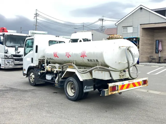 いすゞ エルフ SKG-NPR85YN(2WD)の写真4