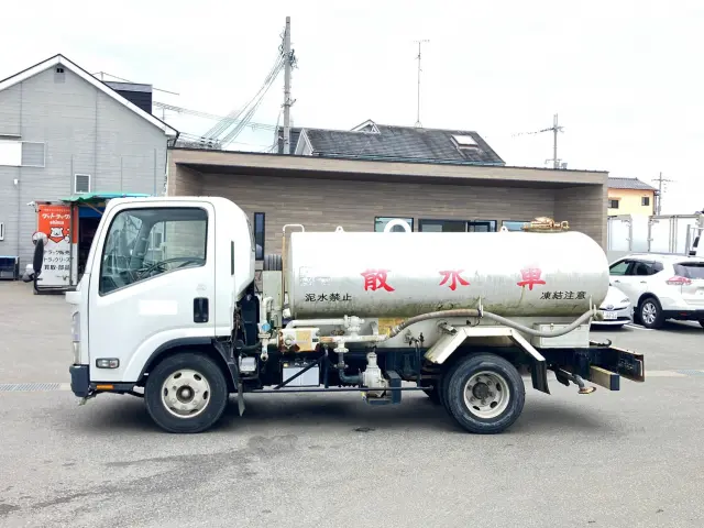 いすゞ エルフ SKG-NPR85YN(2WD)の写真5