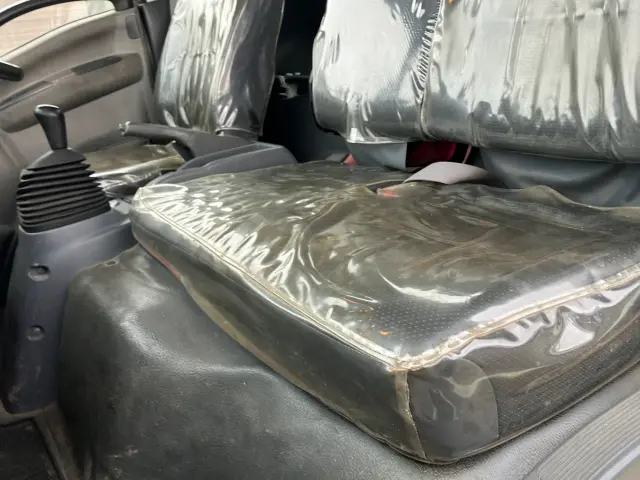 いすゞ エルフ SKG-NPR85YN(2WD)の写真19