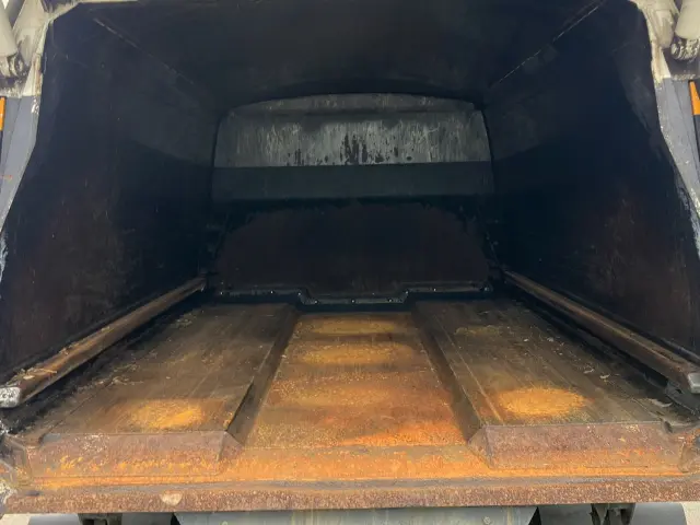 日野 デュトロ 2KG-XZU710M(2WD)の写真8