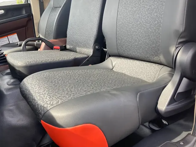 日野 レンジャー 2KG-FC2ABA(2WD)の写真19