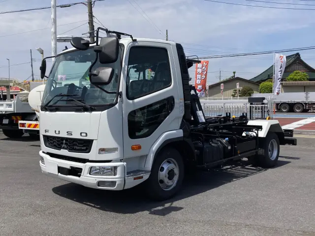三菱 ファイター 2KG-FK72F(2WD)の写真1