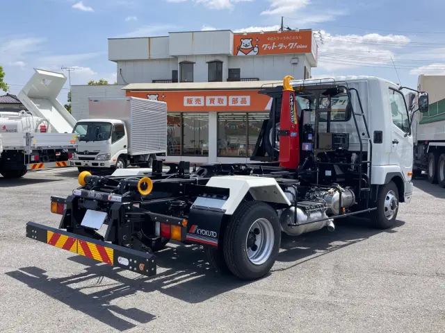 三菱 ファイター 2KG-FK72F(2WD)の写真3