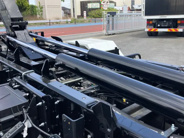 三菱 ファイター 2KG-FK72F(2WD)の写真9