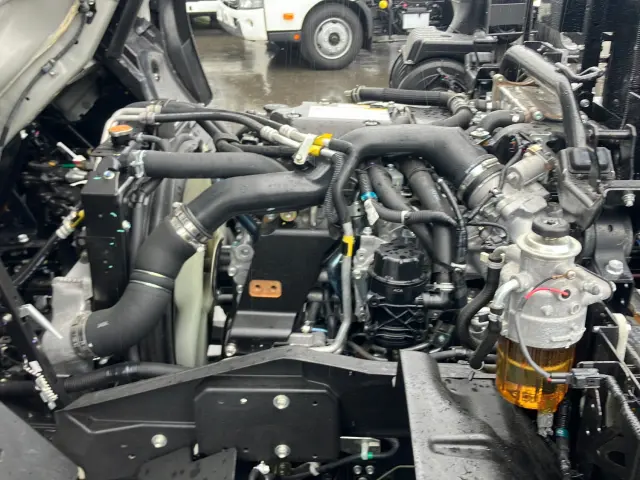 いすゞ フォワード 2RG-FRR90S4(2WD)の写真13
