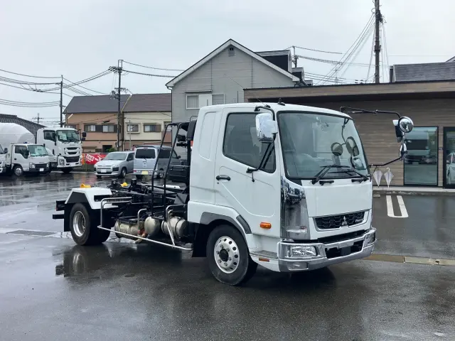 三菱 ファイター 2KG-FK62F(2WD)の写真2