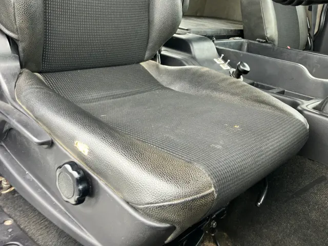 三菱 ファイター 2KG-FK62F(2WD)の写真15