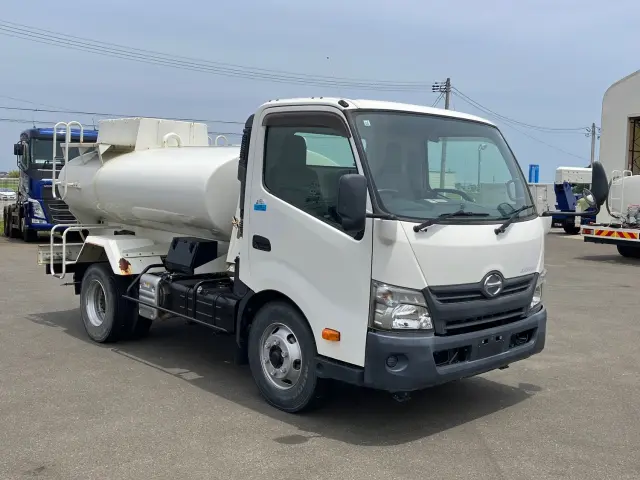 日野 デュトロ 2KG-XZU700M(2WD)の写真2