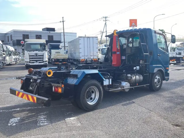 三菱 ファイター TKG-FK71F(2WD)の写真3