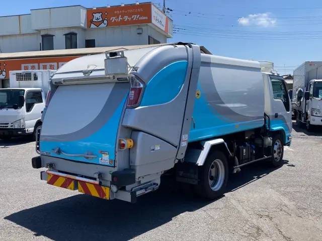 いすゞ エルフ 2PG-NKR88YN(2WD)の写真3
