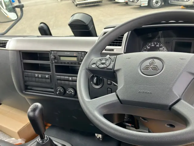 三菱 ファイター 2KG-FK72F(2WD)の写真21