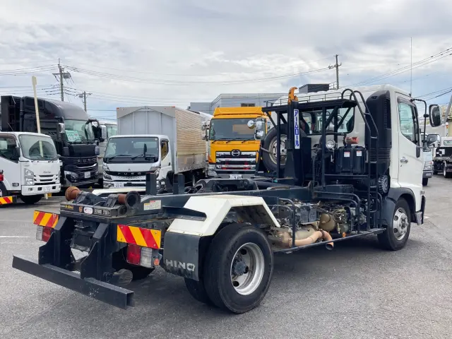 日野 レンジャー 2KG-FC2ABA(2WD)の写真3
