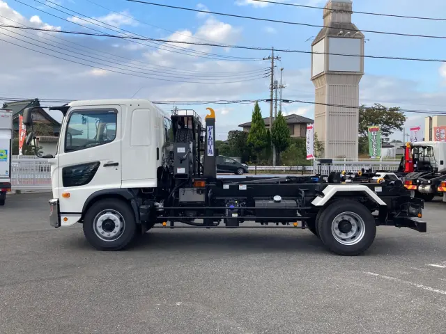 日野 レンジャー 2KG-FE2ACA(2WD)の写真5