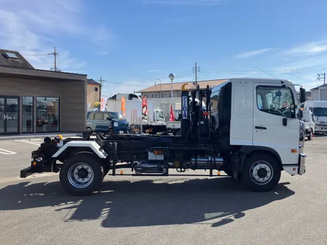 日野 レンジャー 2KG-FE2ACA(2WD)の写真5