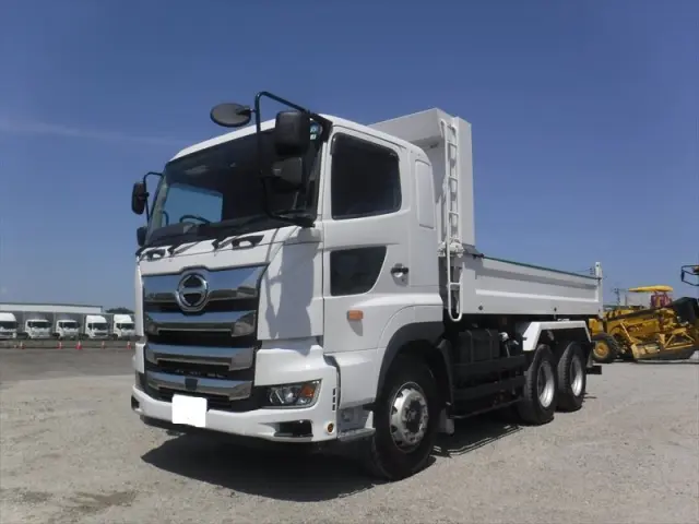 日野 プロフィア 2DG-FS1AGA(2WD)の写真1