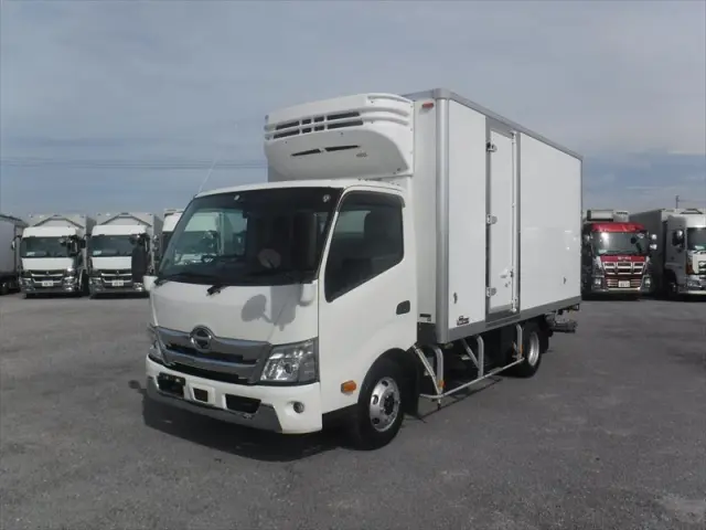 日野 デュトロ 2RG-XZU712M(2WD)の写真1