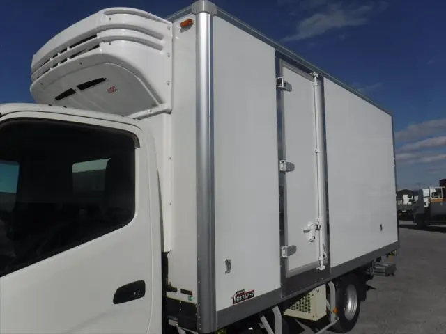 日野 デュトロ 2RG-XZU712M(2WD)の写真2