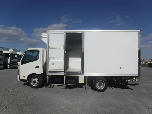 日野 デュトロ 2RG-XZU712M(2WD)の写真7