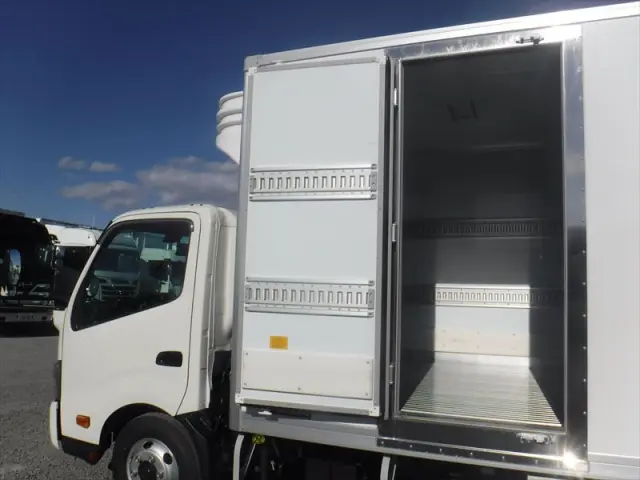 日野 デュトロ 2RG-XZU712M(2WD)の写真8