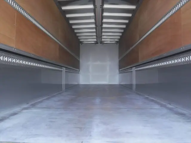 いすゞ ギガ 2PG-CYJ77D(2WD)の写真21