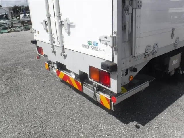 三菱 ファイター 2KG-FK64F(2WD)の写真10