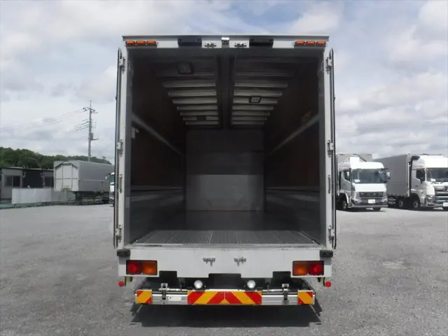 三菱 ファイター 2KG-FK64F(2WD)の写真16