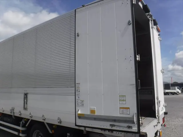 三菱 ファイター 2KG-FK64F(2WD)の写真17