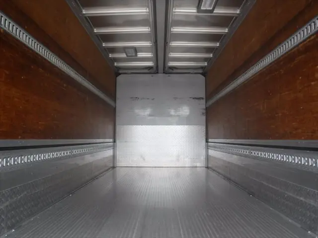 三菱 ファイター 2KG-FK64F(2WD)の写真22