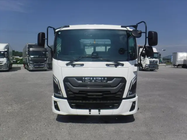 いすゞ フォワード 2RG-FRR90S4(2WD)の写真4