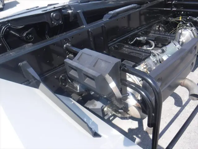 いすゞ フォワード 2RG-FRR90S4(2WD)の写真13
