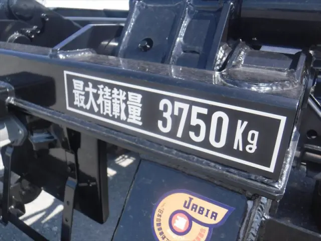 いすゞ フォワード 2RG-FRR90S4(2WD)の写真15