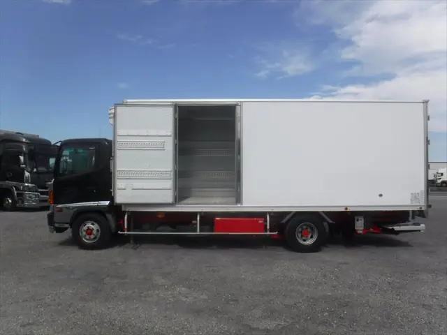 日野 レンジャー TKG-FC9JKAG(2WD)の写真9