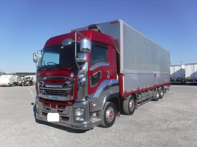 いすゞ ギガ QKG-CYJ77B(8x4)の写真1