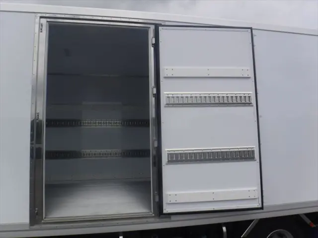 三菱 ファイター 2KG-FK65F(2WD)の写真7