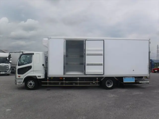 三菱 ファイター 2KG-FK65F(2WD)の写真9