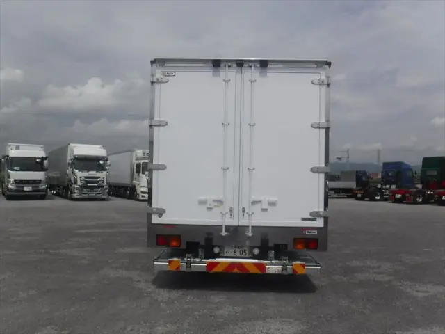 三菱 ファイター 2KG-FK65F(2WD)の写真18