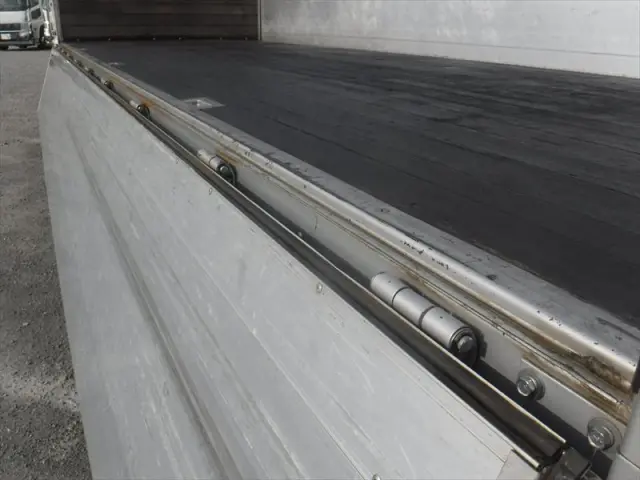 日野 レンジャー 2KG-FD2ABA(2WD)の写真32